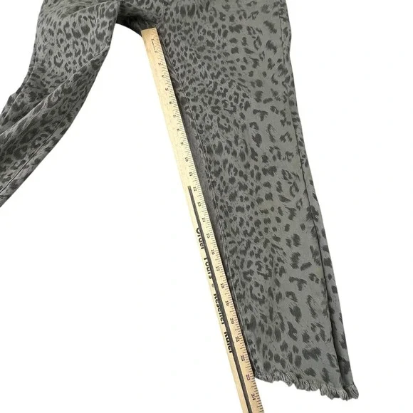 KanCan Womens Skinny Jeans Size 9 28 Gray Animal Print Raw Hem Ankle‎ Stretch - Picture 9 of 9
